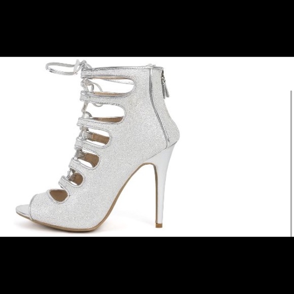 🆕Sz6.5Glitter Gladiator Heels Silver “Rapture 27” - Picture 4 of 5